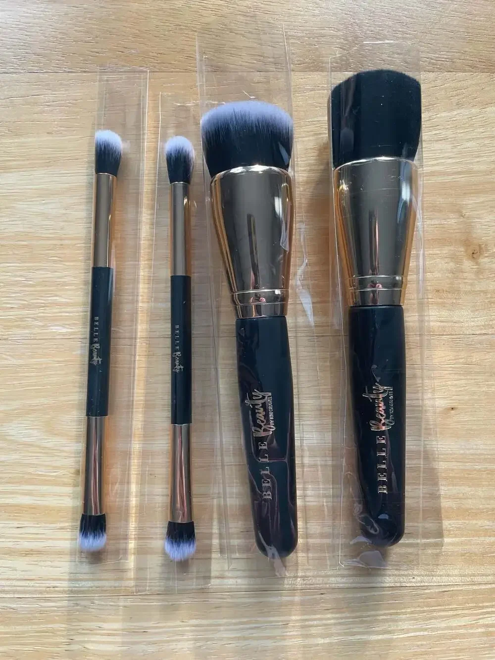 Belle Beauty by Kim Gravel Makeup Brush Set with Bamboo Charcoal Blotting Paper